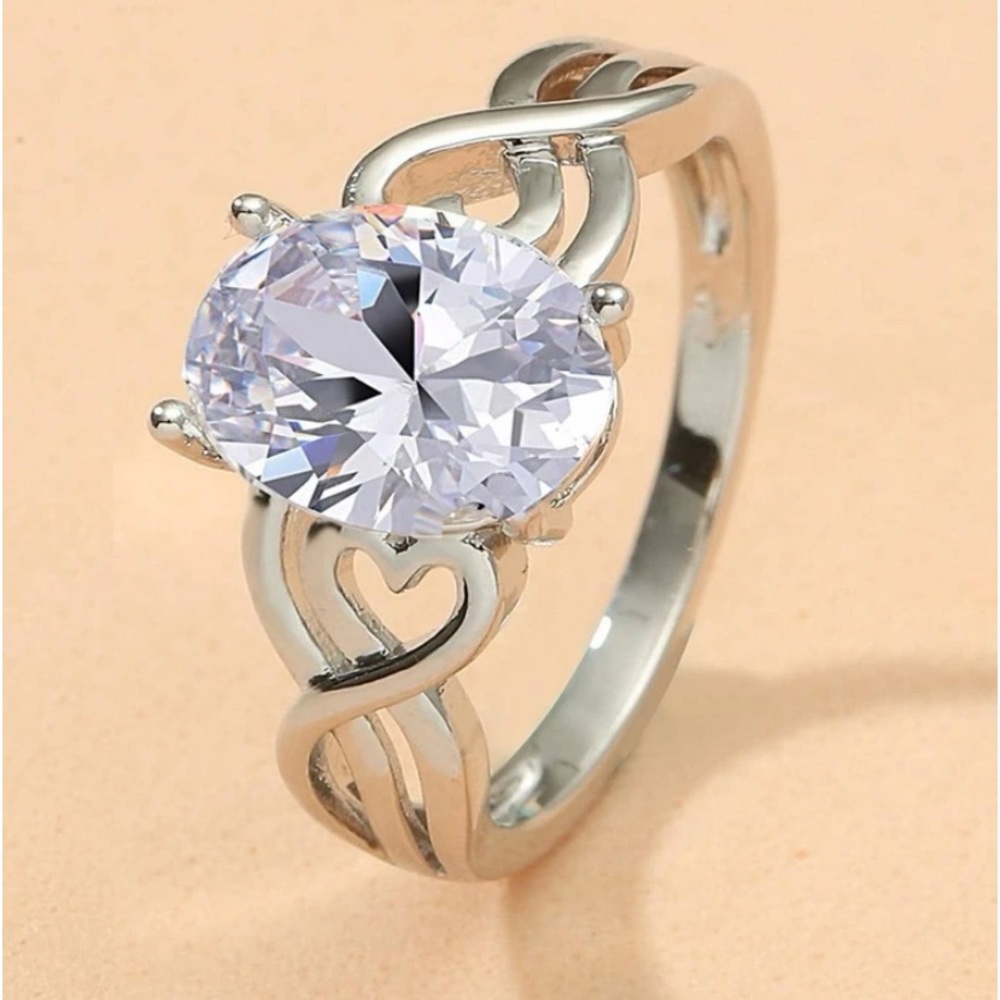 ❇️NEW ❤️Chic Nation Engagement Ring